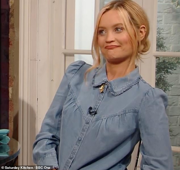 ¡Incómodo!  Los fanáticos criticaron a Laura Whitmore, de 37 años, por sus intentos de burlarse de Tasha Ghouri de Love Island durante una aparición en Saturday Kitchen este fin de semana.