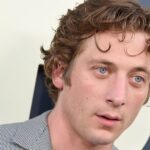 Los tatuajes de Jeremy Allen White te dan un vistazo a su lado más suave