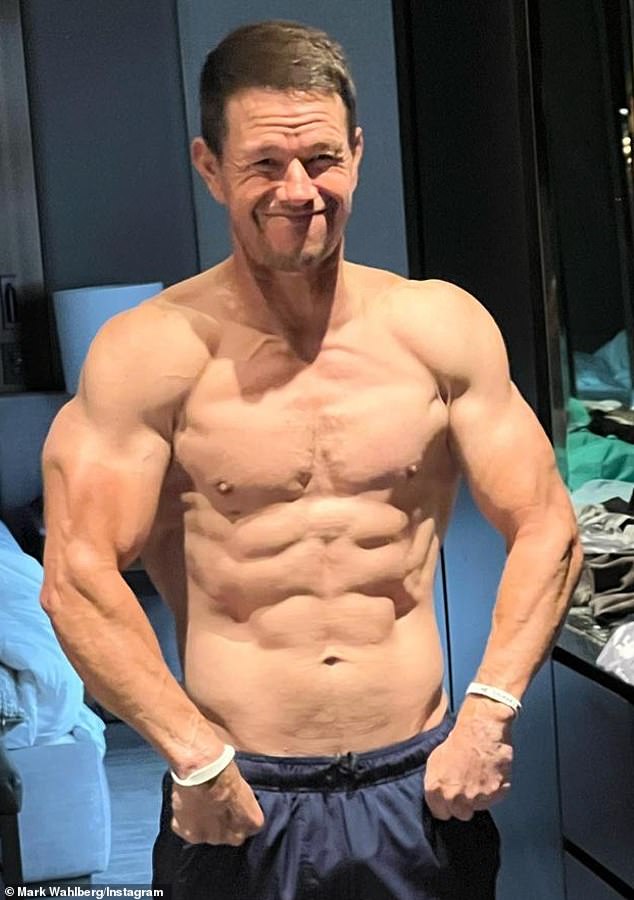 Duro como una roca: Mark Wahlberg recurrió a Instagram para mostrar su cuerpo impecablemente en forma el miércoles