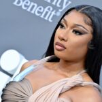 Megan Thee Stallion viste un corsé y una falda inspirados en Sailor Moon en Tokio