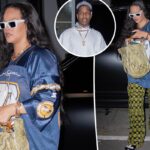 Rihanna combina una camiseta de fútbol de gran tamaño con zuecos en la cita de A$AP Rocky