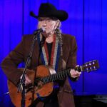 Willie Nelson tuvo 'momentos difíciles' con Covid-19