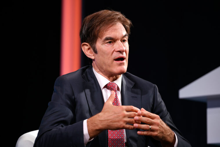 NEW YORK, NEW YORK - SEPTEMBER 21: Dr. Mehmet Oz, Professor of Surgery, Columbia University speaks onstage during the 2021 Concordia Annual Summit - Day 2 at Sheraton New York on September 21, 2021 in New York City. (Photo by Riccardo Savi/Getty Images for Concordia Summit)