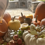 Blake Lively mostró su elaborada decoración otoñal, completa con pan en forma de calabaza