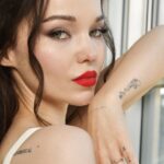 Dove Cameron tiene una creciente colección de 17 tatuajes: esto es lo que significa cada uno