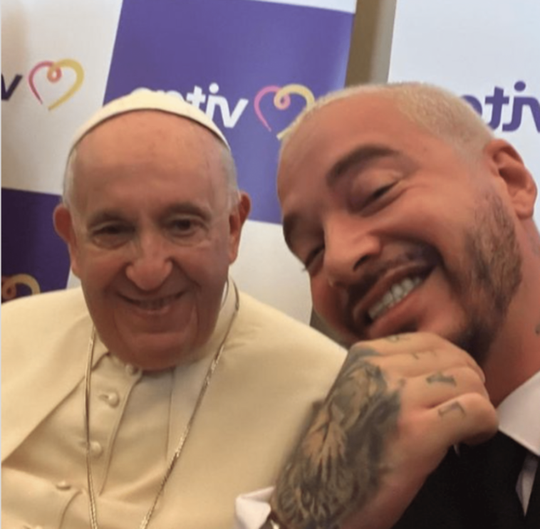 El papa Francisco y J Balvin tienen una afinidad especial