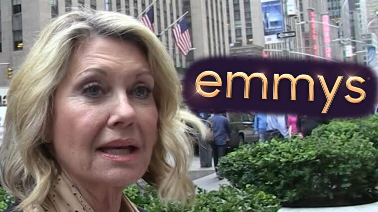 El publicista de Olivia Newton-John dice que el desaire de 'Memoriam' de los Emmy es decepcionante