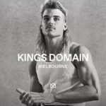 La superestrella de la AFL, Bailey Smith, de 21 años, ha enloquecido a sus fanáticas al publicar un video tórrido de sí mismo protagonizando una nueva campaña para los productos para el cuidado del cabello para hombres Kings Domain.