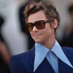 Harry Styles se ríe del drama 'No te preocupes, cariño': 'Fui muy rápido a Venecia para escupirle a Chris Pine'