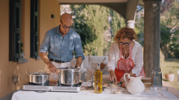 Jon Stewart pierde frente a Stanley Tucci por el Emmy de no ficción con un aventurero culinario italiano que prepara su segunda victoria consecutiva