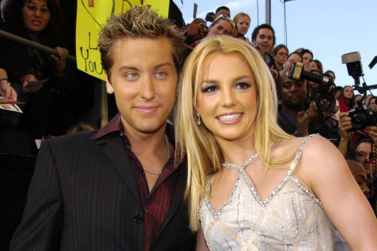 Lance Bass cree que Britney Spears actuará de nuevo, siempre que "se sienta cómoda"