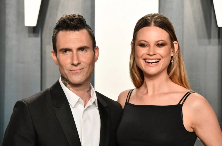 Las felicitaciones están en orden para Adam Levine y Behati Prinsloo, ya que esperan su tercer bebé