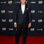 Sonrisas: Nicolas Cage, de 58 años, fue todo sonrisas en el Festival Internacional de Cine de Toronto, donde apoyó su película Butcher's Crossing.  El actor corrió al aeropuerto tras el nacimiento de su nueva hija para cumplir su promesa en el festival.