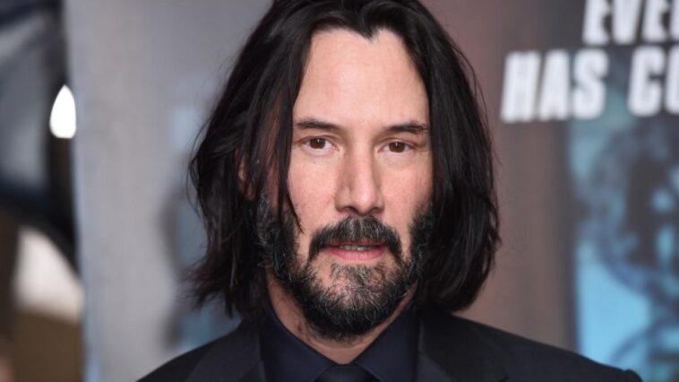 Pillan a Keanu Reeves paseando por las calles de Jerez y disfrutando de sus vinos y su gastronomía: "Me pidió que no dijera nada"