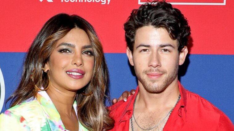 Priyanka Chopra corrió a besar a Nick Jonas en el escenario del Global Citizen Festival