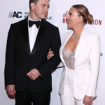 Scarlett Johansson explica el significado de nombrar a sus hijos Cosmo y Rose