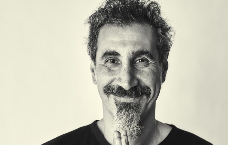 Serj Tankian de System Of A Down lanzará un nuevo EP a través de una aplicación de realidad aumentada