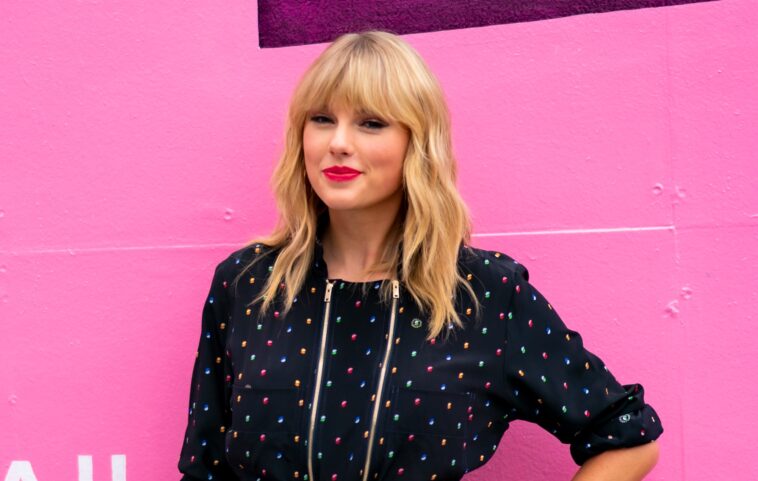 Taylor Swift lanzará una edición de lujo de 'Midnights' con tres bonus tracks