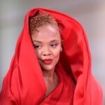 Tessa Thompson está dando Sci-Fi Regal in Red en el Festival de Cine de Venecia