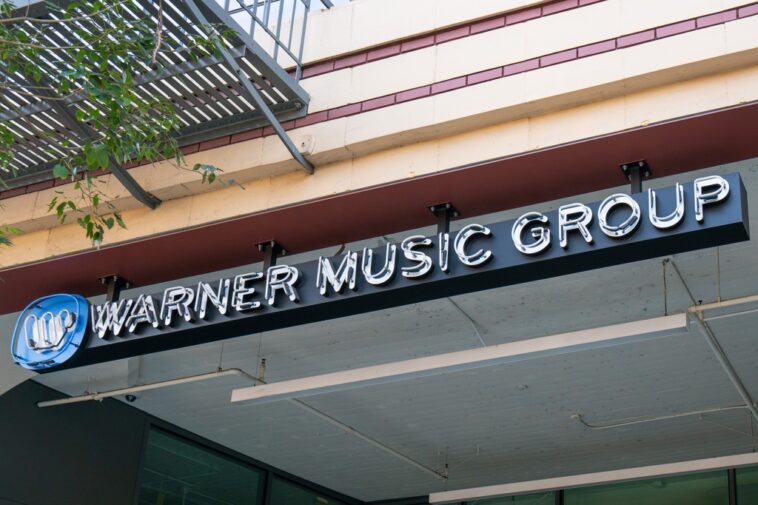 Warner Music puede verse obligada a revelar acusaciones de conducta sexual inapropiada
