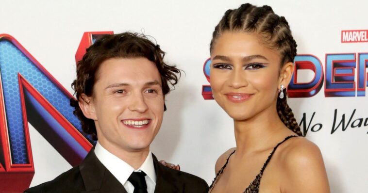 Zendaya envió un mensaje de texto a Tom Holland después de ganar los Emmy: ¿Por qué no asistió?