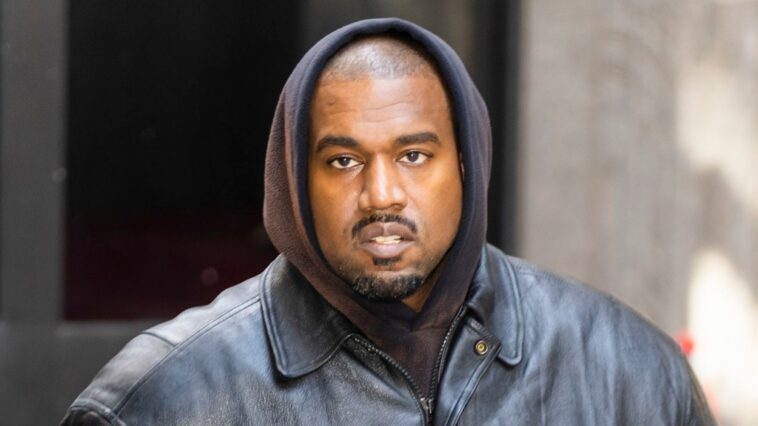 Balenciaga rompe lazos con Kanye "Ye" West