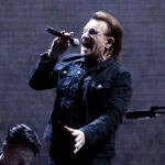 Bono dice que quiere lanzar un álbum inspirado en AC/DC