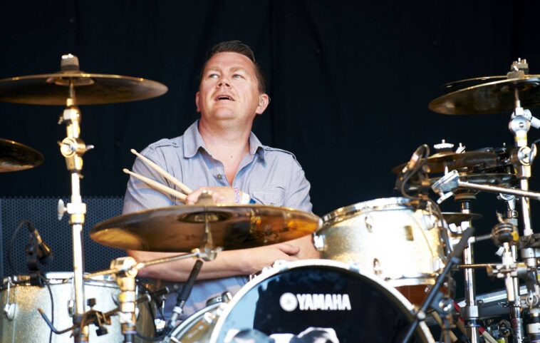 El baterista de Pulp Nick Banks responde después de ver el anuncio original que lo llevó a unirse a la banda