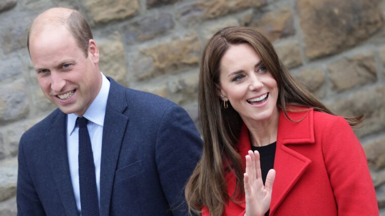 El príncipe William y Kate Middleton han asumido sus roles de príncipe y princesa de Gales