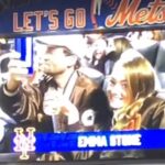 Emma Stone abucheada en el juego de los Mets para Padres Gear