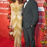 George Clooney, durante los premios Albie de su fundación, se entusiasmó con su esposa Amal y dijo: No podría estar más complacido con ella