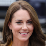 Kate Middleton acaba de salir con un vestido de Karen Millen, y está en oferta