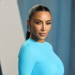 Kim Kardashian reacciona a las críticas de Kendall Jenner "Pañal" Mono