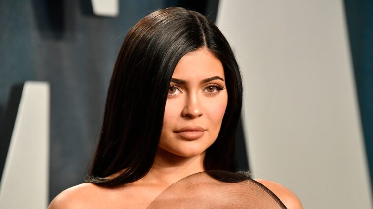 Kylie Jenner se sinceró sobre la 'melancolía posparto' que siguió al nacimiento de su hijo