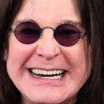 La línea de belleza de Ozzy Osbourne incluye maquillaje sucio y accesorios góticos
