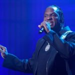 Pusha T Barrels a través de 'Just So You Remember' en 'Late Night With Seth Meyers'