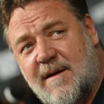 Russell Crowe niega la afirmación del director de 'La boda de mi mejor amigo' de que hizo una mala audición
