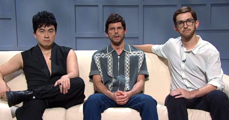 'SNL' parodia el escándalo de Try Guys, se enfrenta a una reacción violenta: video