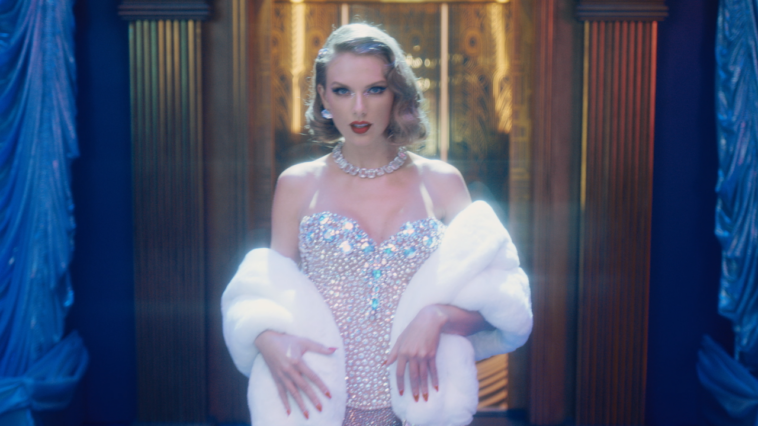 Taylor Swift comparte el tráiler de los videos musicales de 'Midnights' durante el Thursday Night Football