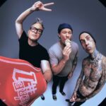 Tom DeLonge agradece a Matt Skiba por mantener vivo a Blink-182 durante su ausencia