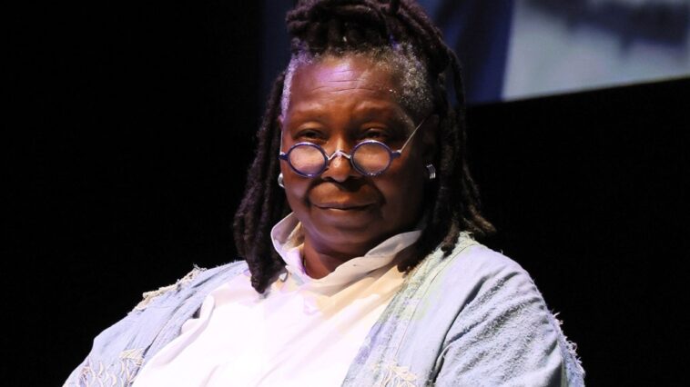 Whoopi Goldberg responde al crítico de cine que afirmó que llevaba un traje gordo en 'Till': "Ese no era un traje gordo, era yo"