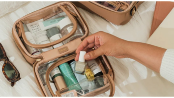 11 bolsas de maquillaje de viaje que protegeran tus productos