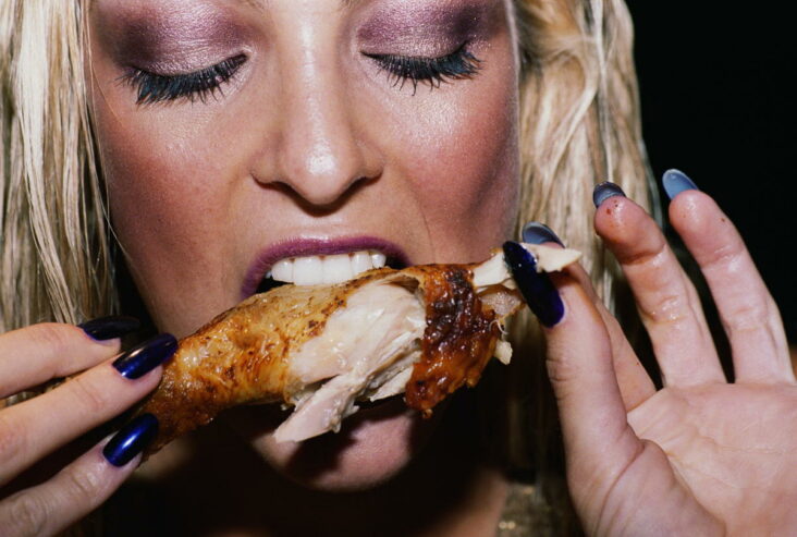 colágeno o grasa: el gran dilema de comer pollo con piel