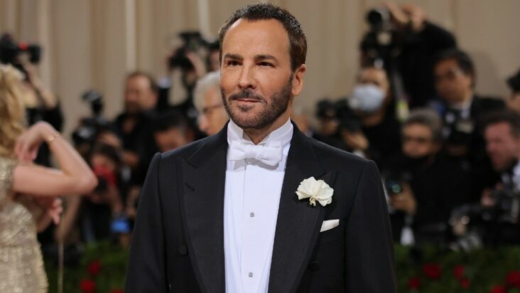 estée lauder cos. adquirirá a tom ford