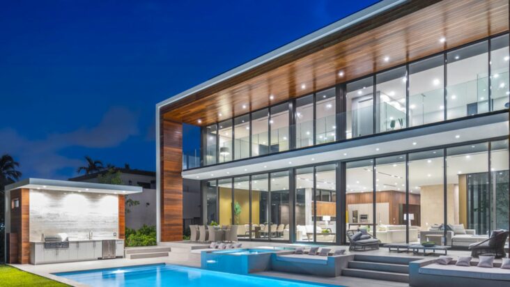 future compra mansión de $16.3 millones en miami