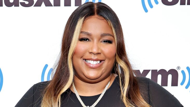 lizzo recibirá el premio people’s champion award en los people’s choice awards 2022