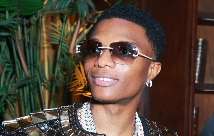 mira a wizkid interpretar ‘money & love’ en ‘fallon’