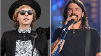 dave grohl y pink explotan ‘get the party started’ para ‘hanukkah sessions’