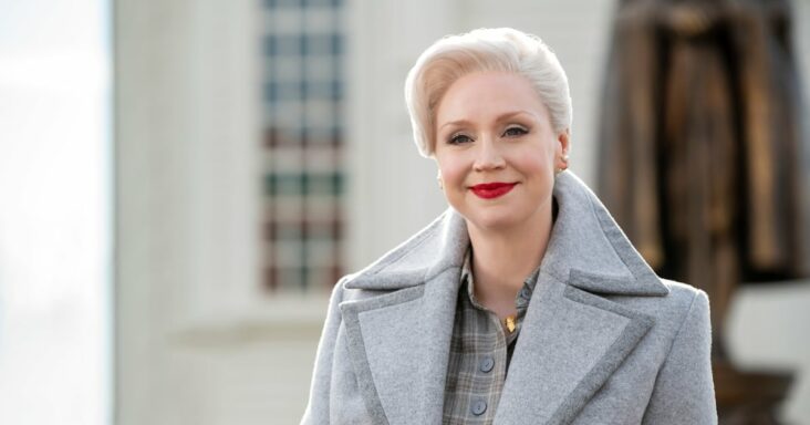 gwendoline christie dice que ella "me sentí hermosa" por primera vez en "miércoles"