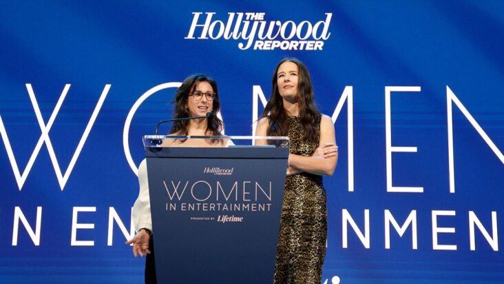 jodi kantor y megan twohey relatan las barreras de ‘ella dijo’ en el discurso de apertura en la gala de the hollywood reporter’s women in entertainment